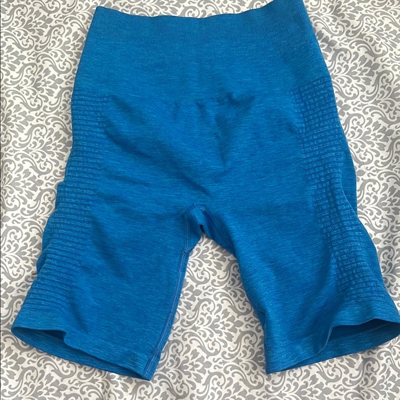 Alphalete Shorts - Picture 2 of 2